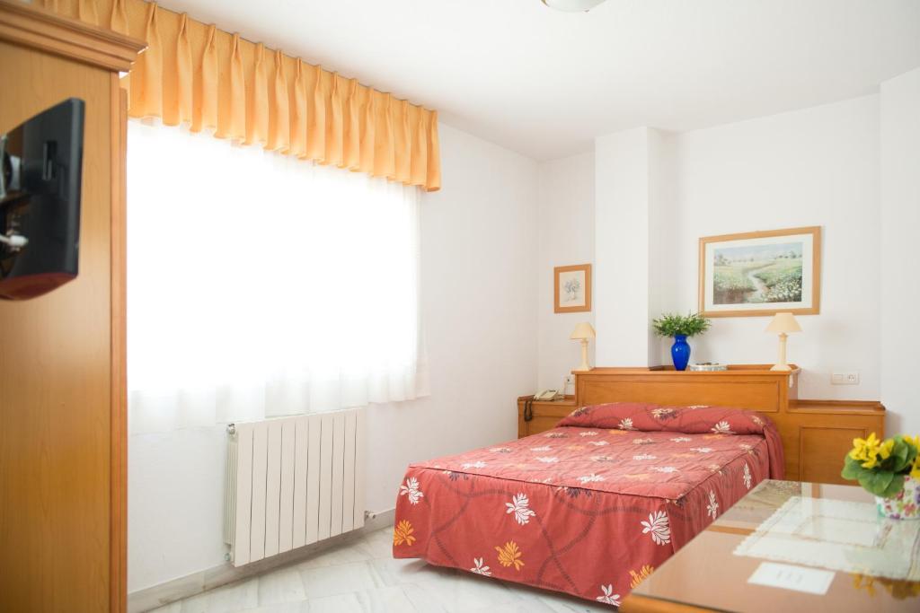 Hostal Camino Real Granada Oda fotoğraf