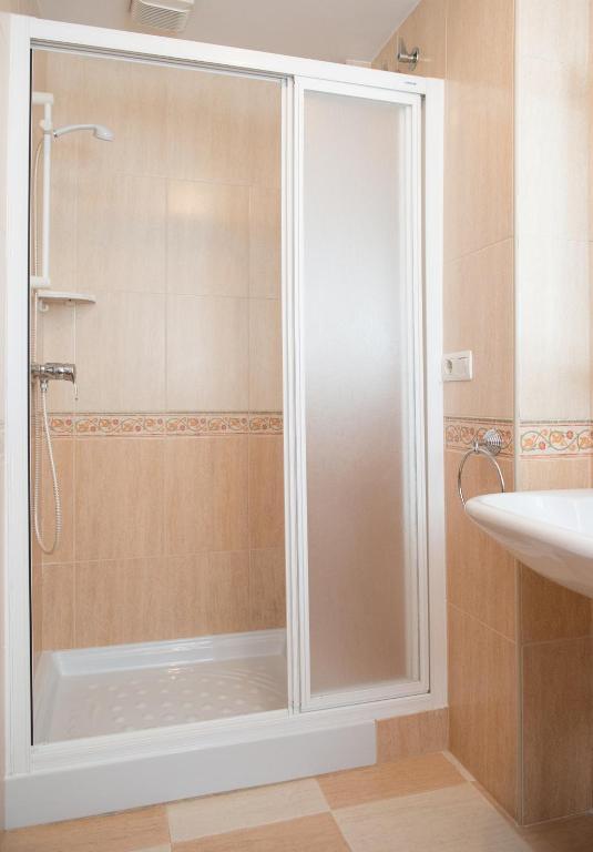 Hostal Camino Real Granada Oda fotoğraf